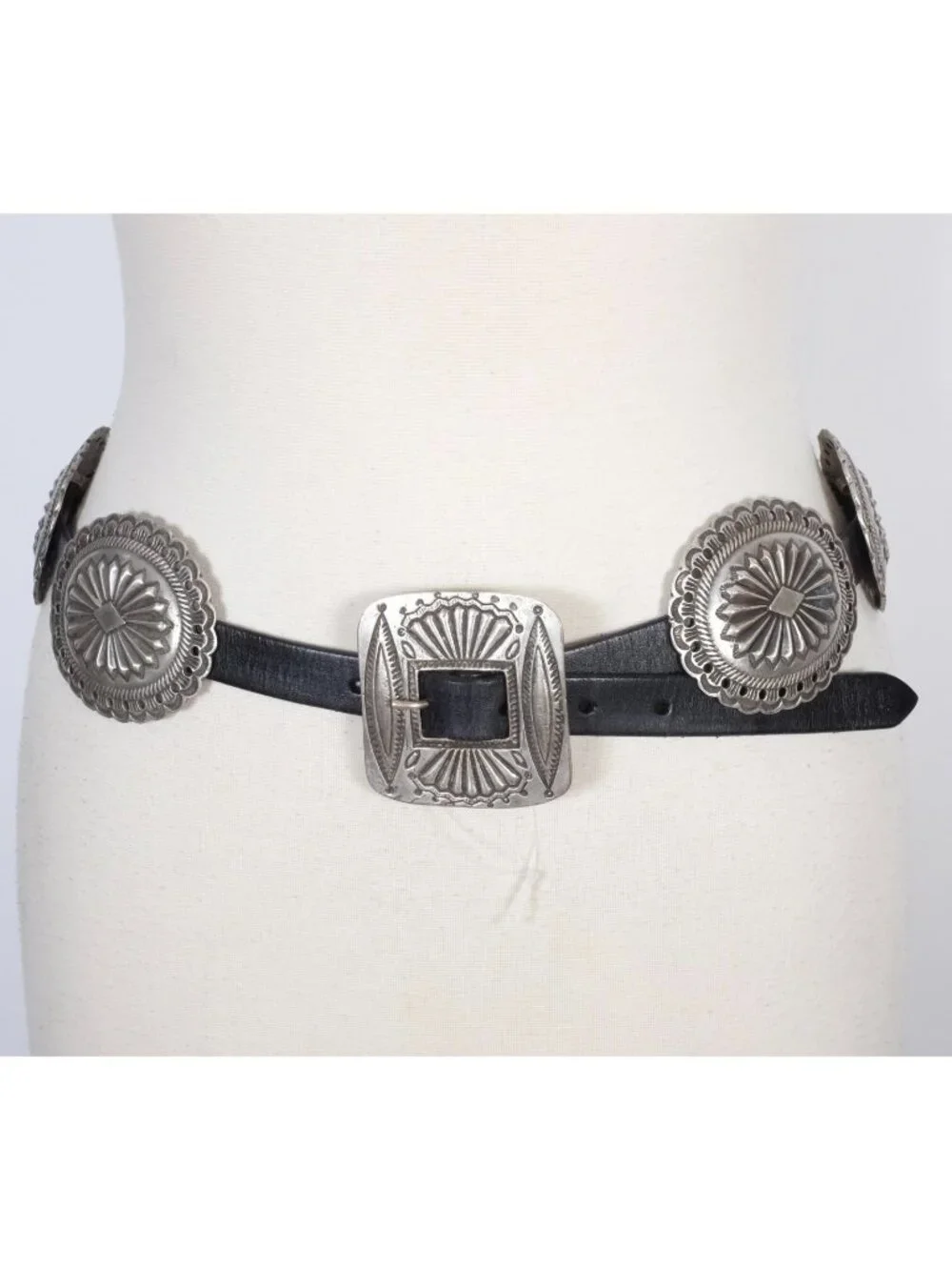 POLO Ralph Lauren Collection Belt sz M Concho black leather silver hammered